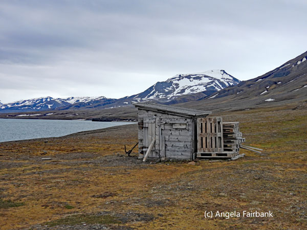 hut side view