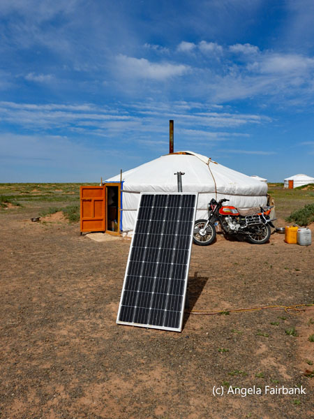 ger with solar panel 1