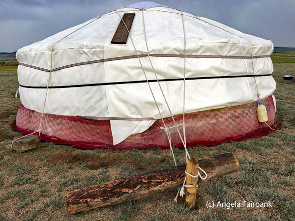rope holding down ger cover-roof