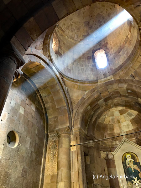 light shining through Noravank Monastery building 1