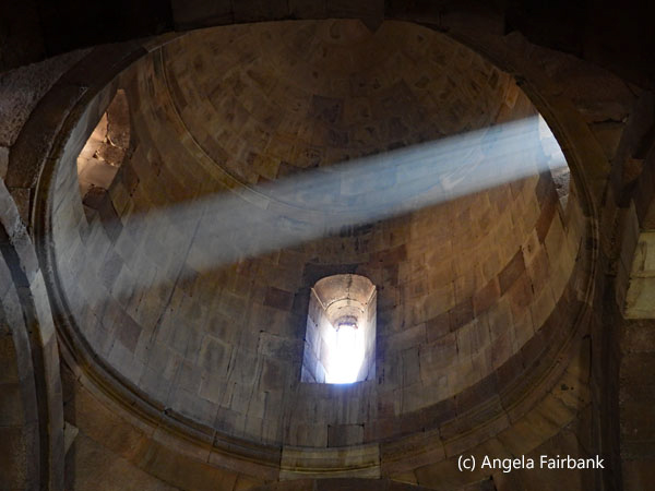 light shining through Noravank Monastery building 2