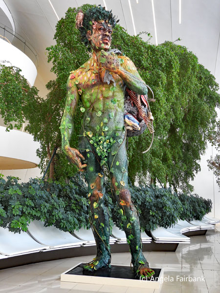 Heydar Aliyev Centre sculpture 2