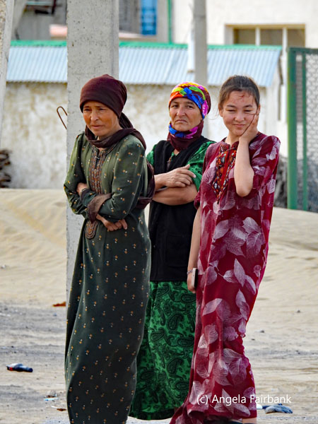 3 women