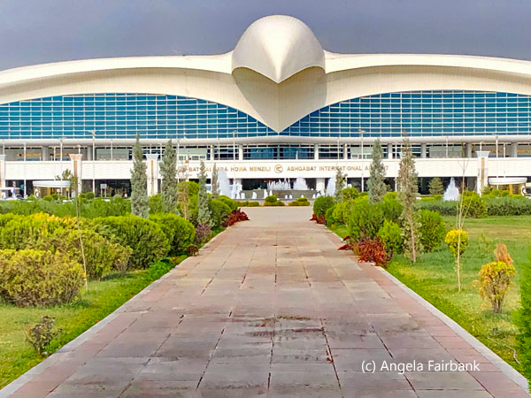 Ashgabat airport bird 3
