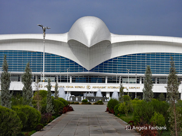 Ashgabat airport bird 4