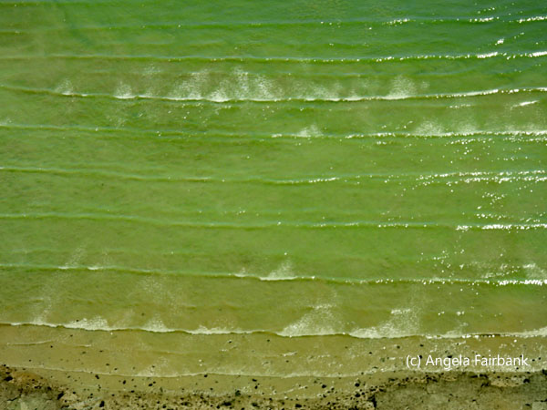tide coming in from kuwait towers