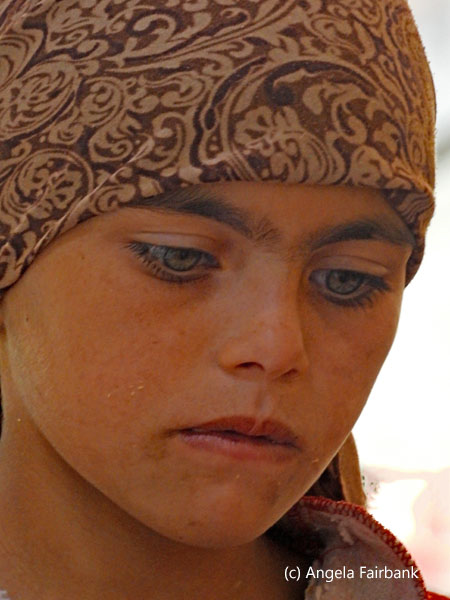 gypsy girl in restaurant 1