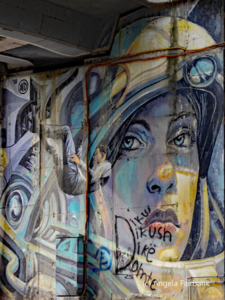 mural under highway 1