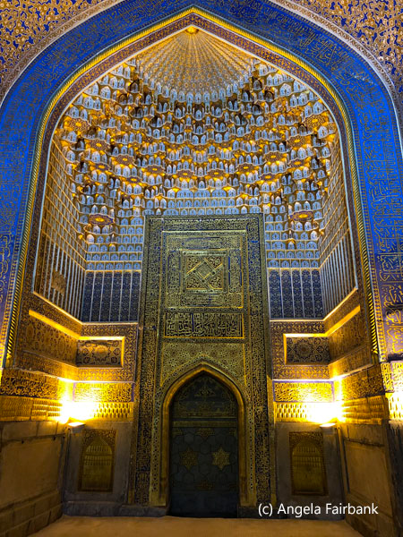 Gur-e-Amir mausoleum interior 2