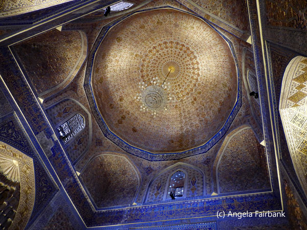 Gur-e-Amir mausoleum interior 4