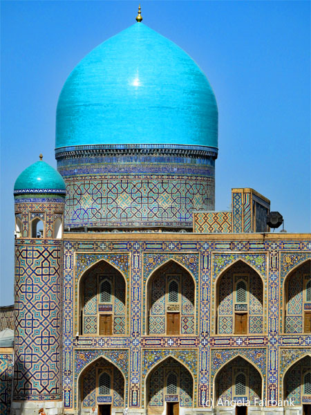 Registan building detail 2