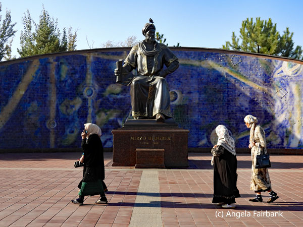Statue of Ulugh Beg