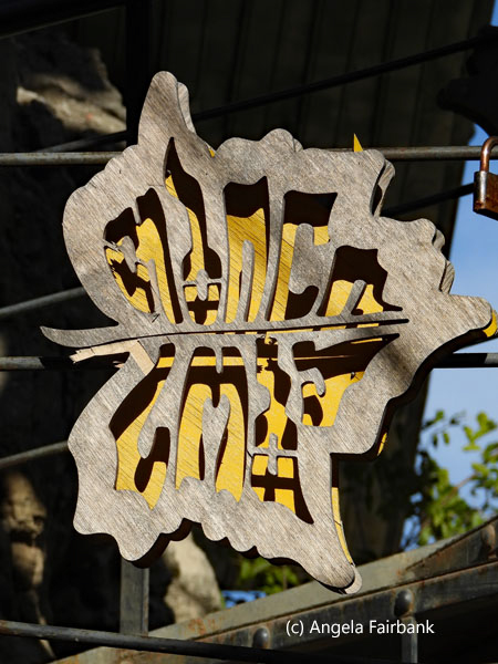 leave symbol