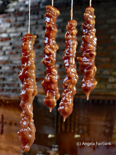 candied strings of walnuts at Khareba