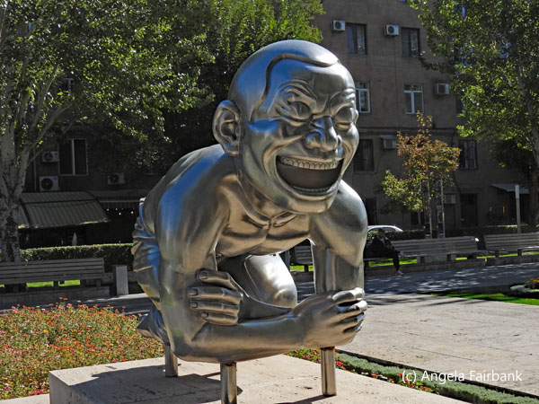 Chinese man statue at Cascade
