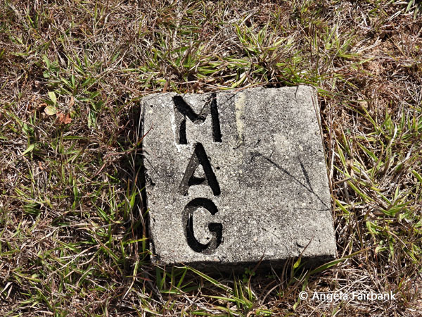 MAG stone