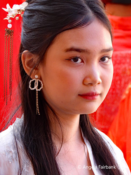girl at lion dance 5