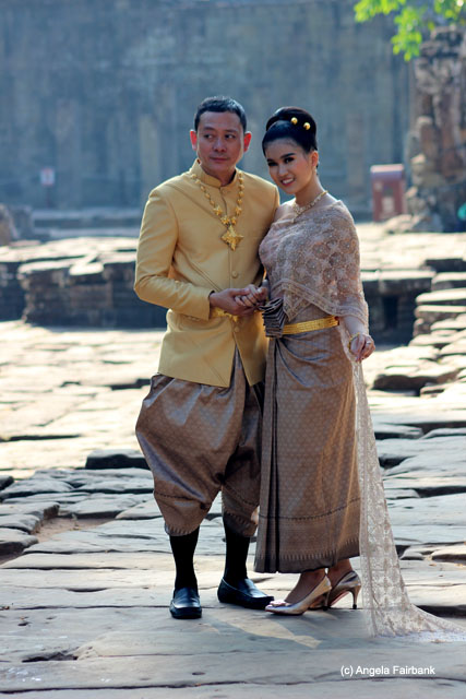 Wedding couple at Angkor Thom