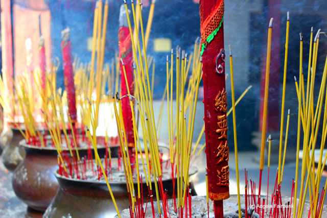 joss sticks at temple