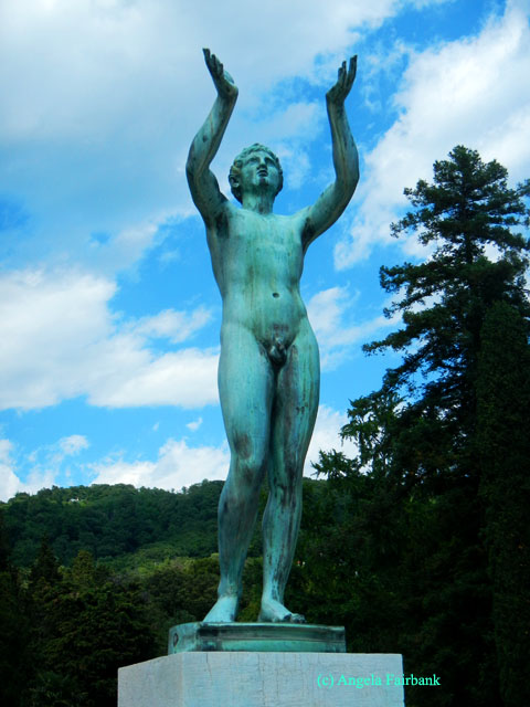 male statue at miramare