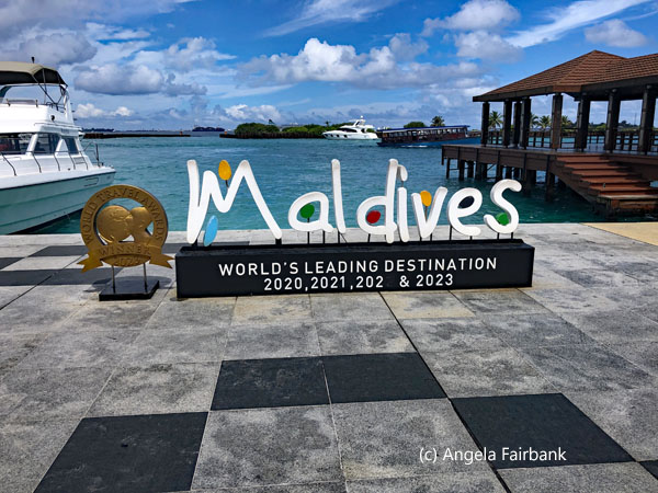 maldives sign