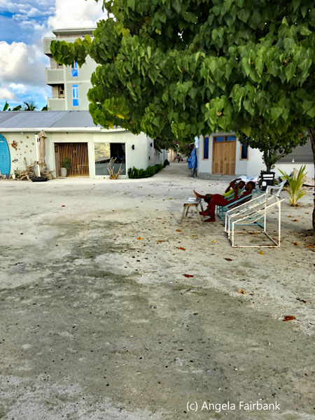 felidhoo landing area