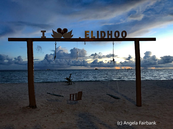 I love Felidhoo sign