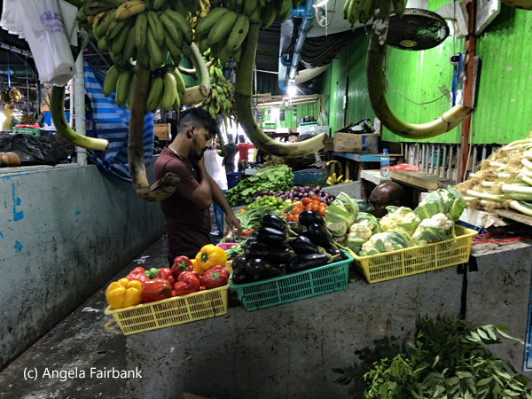 fruit and vegetable market 6