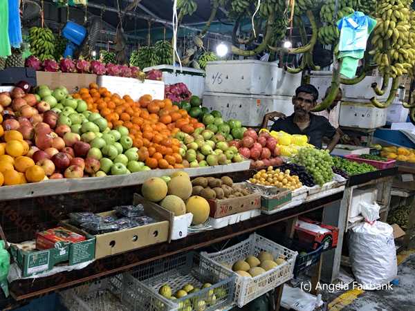 fruit and vegetable market 1