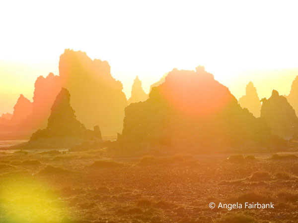 Lac Abbe at sunrise 3