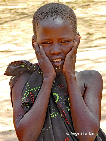 Boya girl in Home Alone pose