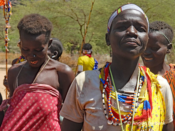 dancing Boya women