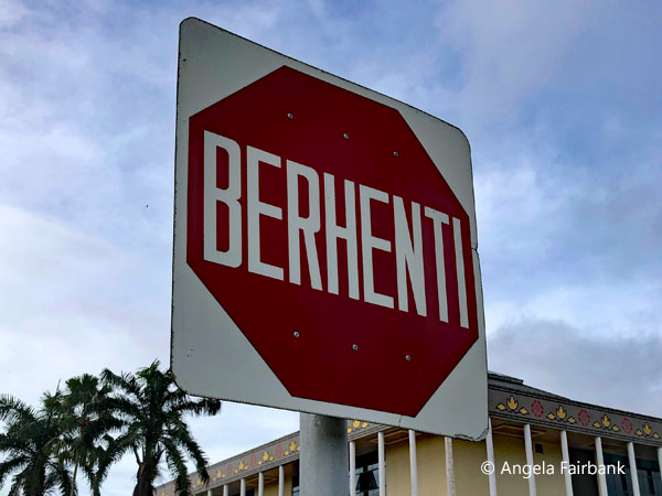 Brunei stop sign