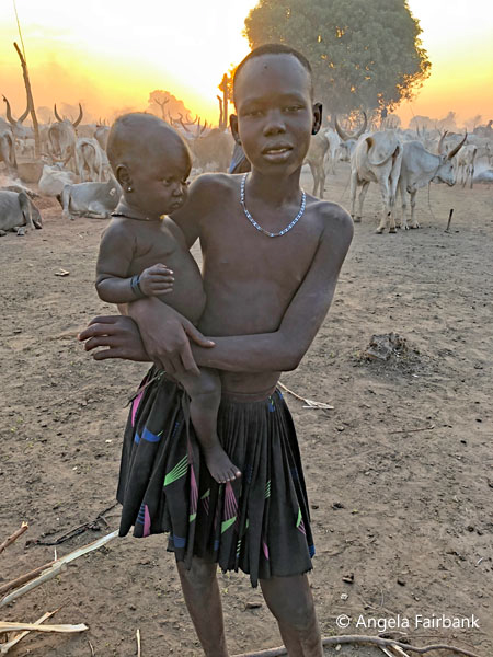 mundari camp scene 37