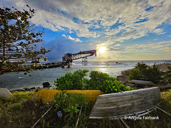 phosphate loading platform