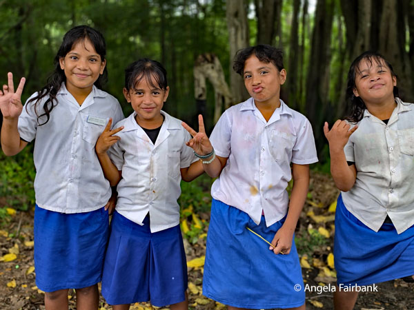 primary school girls
