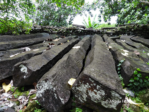Nan Madol stone roof beams