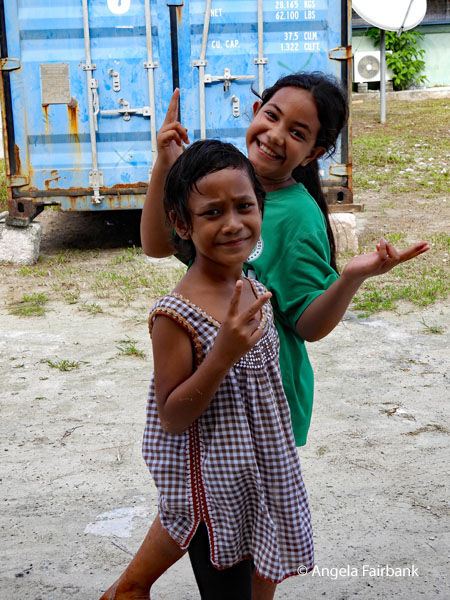 2 girls smiling