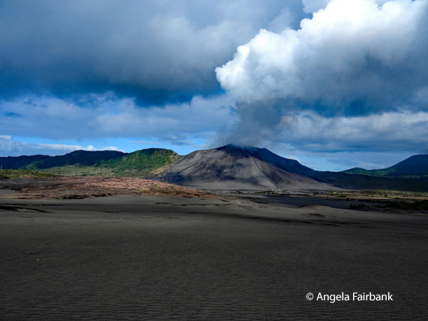 volcano look up name