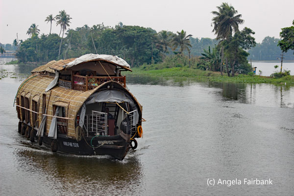 houseboat